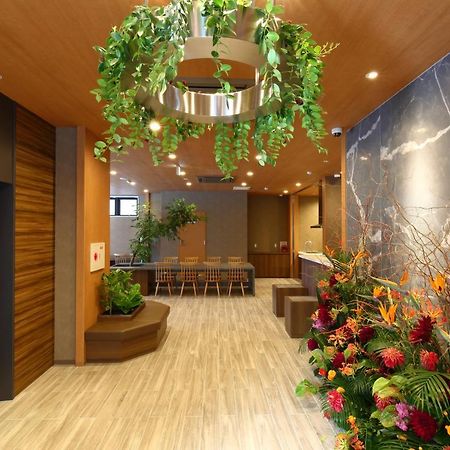 Luxcare Hotel Osaka Esterno foto