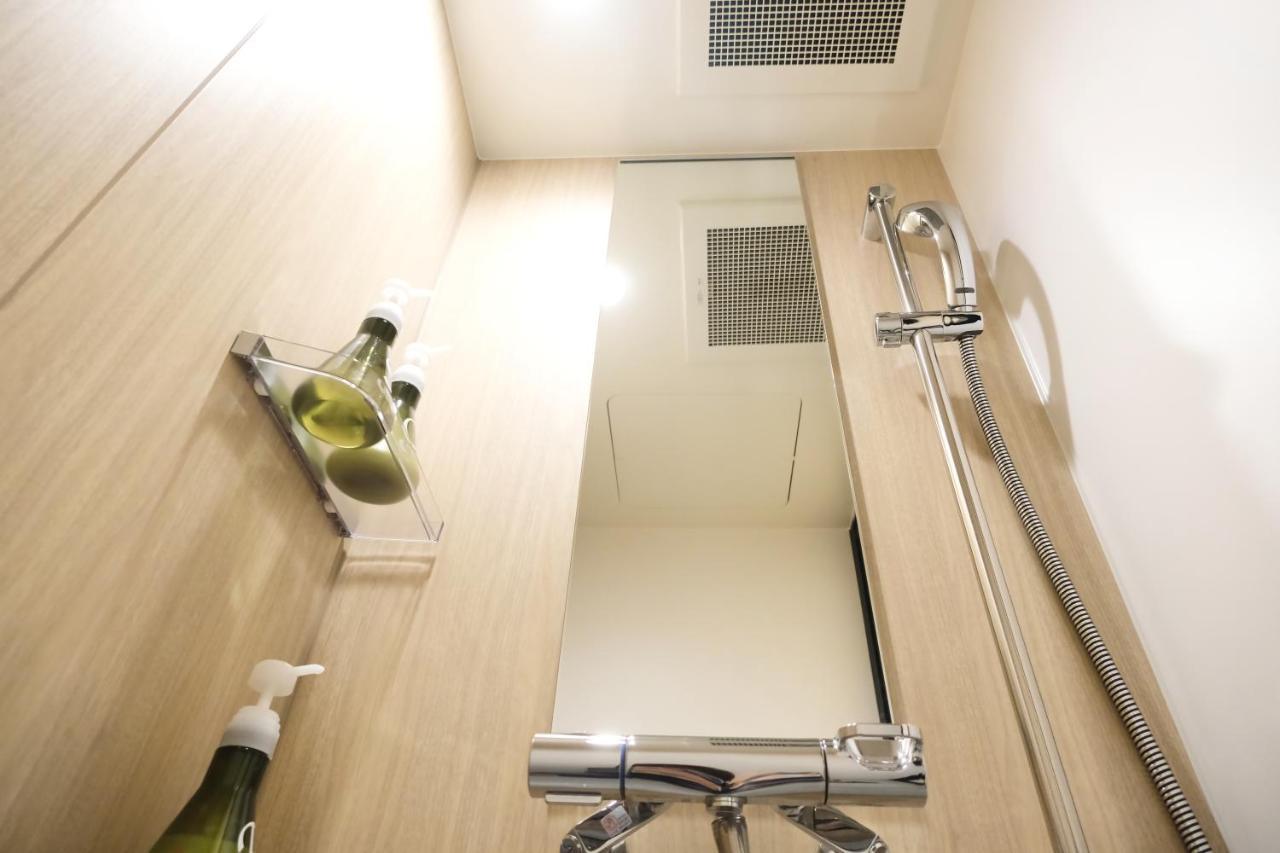 Luxcare Hotel Osaka Esterno foto